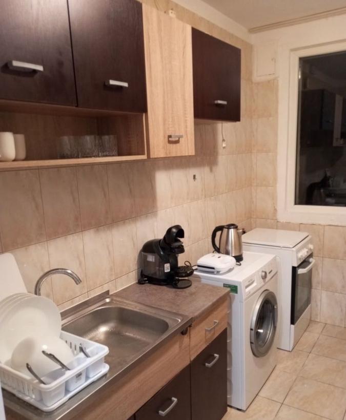 Obor Colentina Teiul Doamnei Sectia 7 de Politie 8 minute de metrou