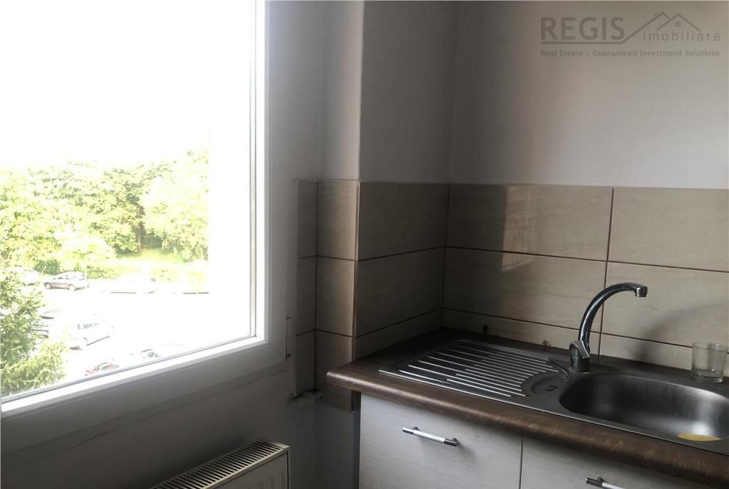 2 Camere Renovat la Etaj Intermediar Astra Saturn