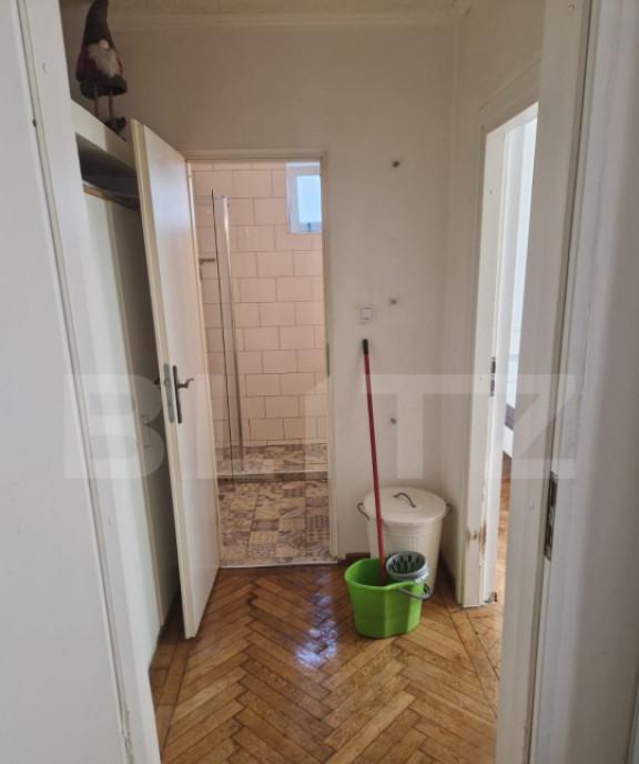 Apartament 2 camere Tractoru zona excelenta