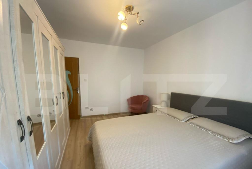 Apartament de vanzare - zona centrala etaj intermediar