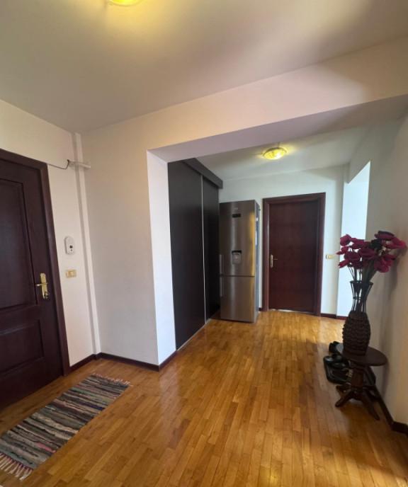 Apartament 3 camere 77mp utili bloc nou Radauti