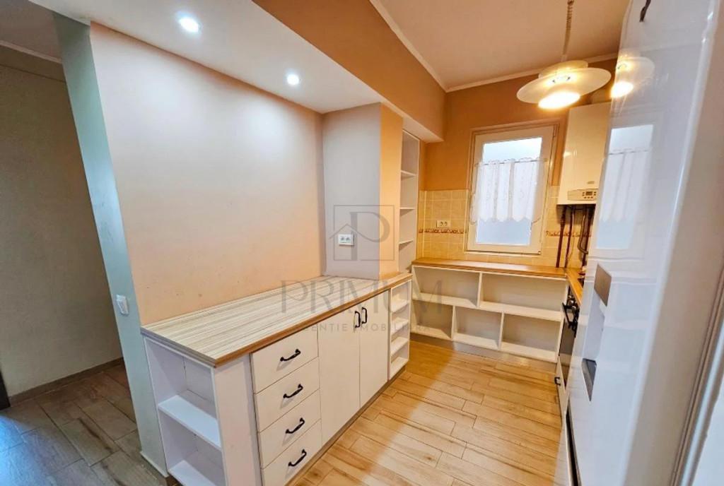 Iulius town 3 cam Spatios Decomandat Centrala Propri