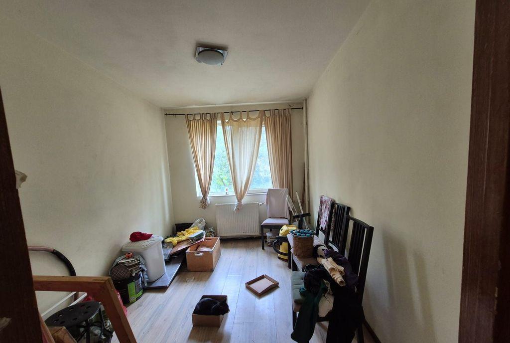 Apartament 4 camere decomandat Titan / Ozana