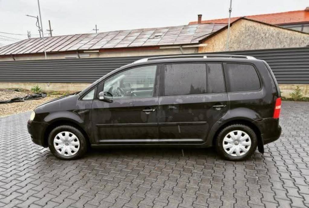 Volkswagen Touran 2005 1 800 eur