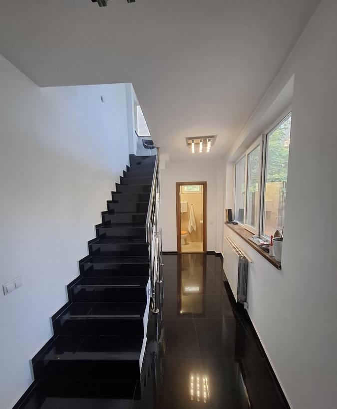 Inchiriez lot apartamente