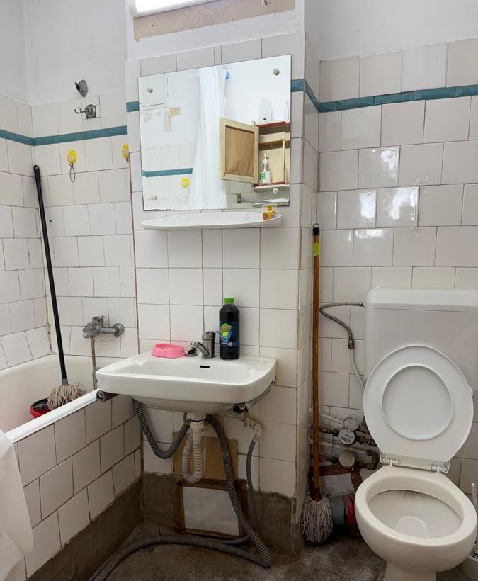 Titan 10 minute metrou