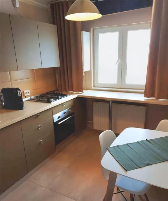 Apartament cochet doua camere structura decomandata priv