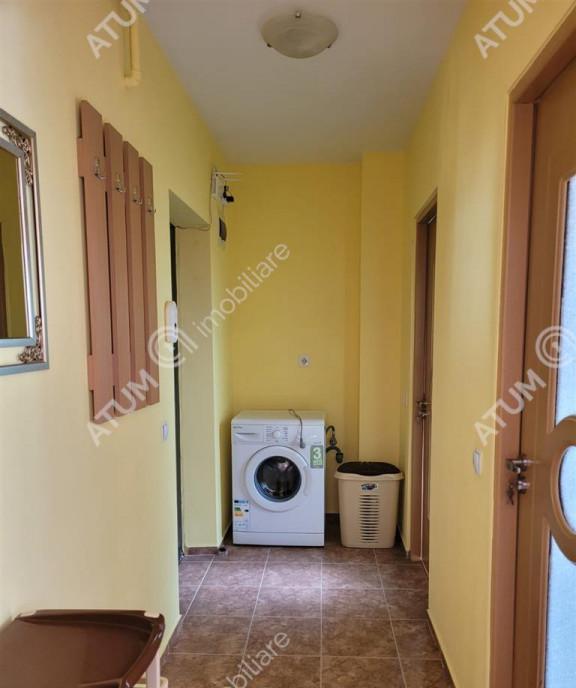 Garsoniera decomandata cu balcon si parcare zona Turnisor di