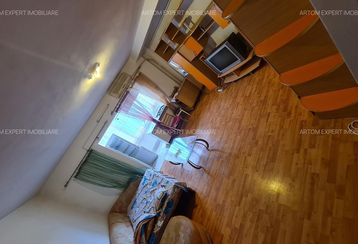 Titan Auchan/ str Postasului