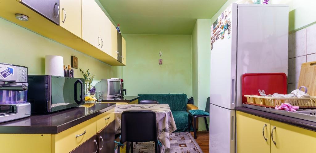 Apartament la casa 2 camere Zona semicentrala