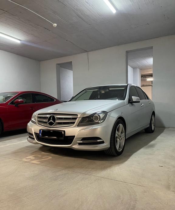Mercedes Benz C-class w204 10 990 eur