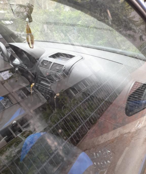 Volkswagen Polo 2007 1 2 benzina 115 000 km 3 400 eur