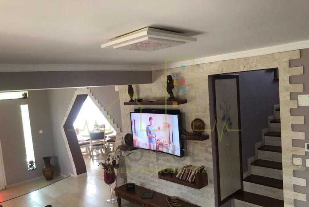 Timis Casa in Sanmihaiu Roman cu 4 camere Panouri solare