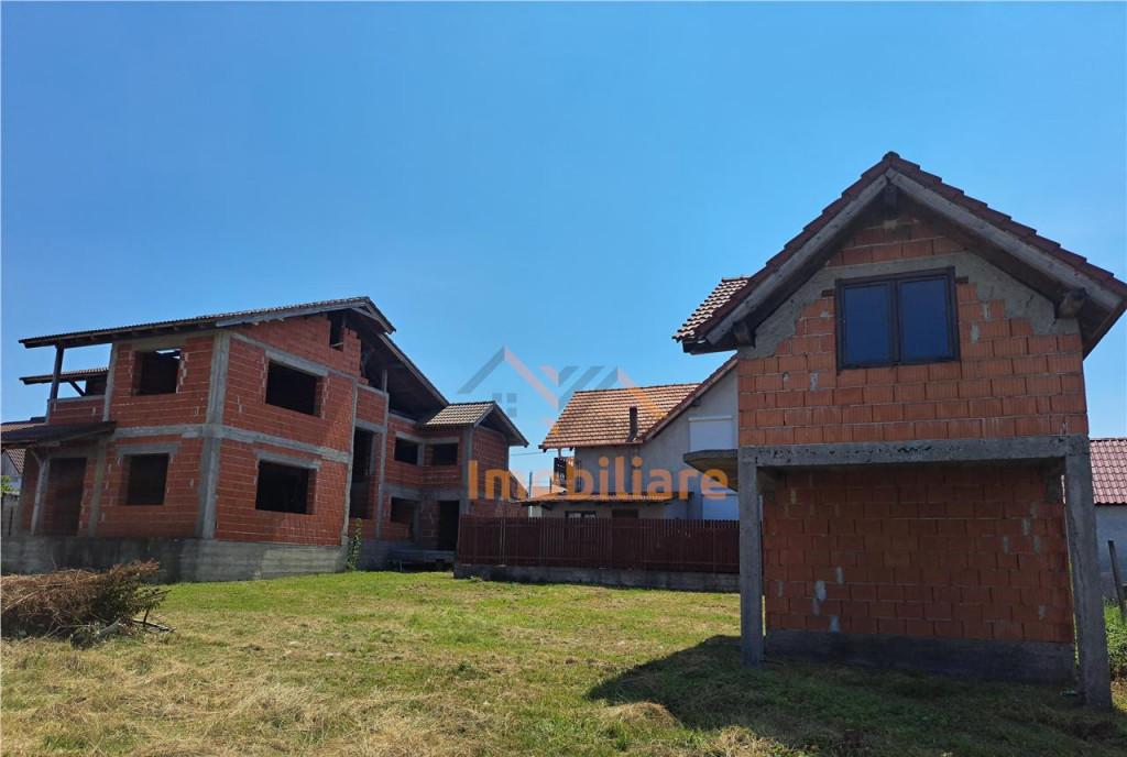 Casa plan parter etaj/400 mp/1 113 teren/ cordau