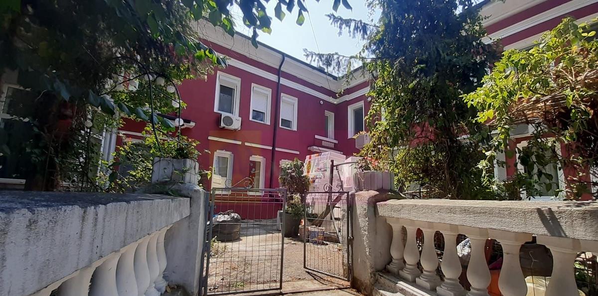 Apartament Bun la 4 minute de Palatul Parlamentului