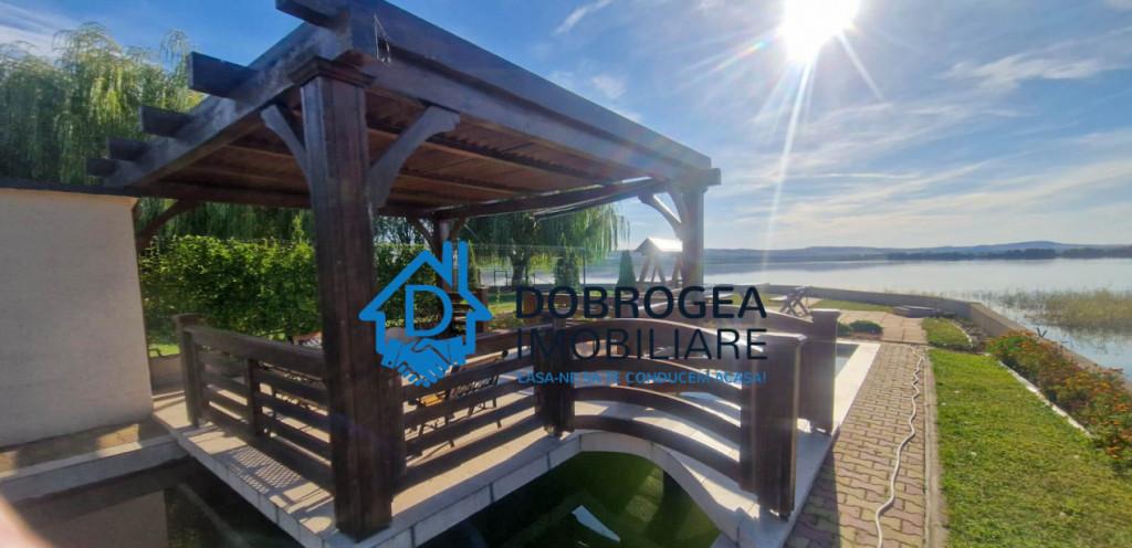 9 mai vila cu vedere si deschidere lac casla piscina in