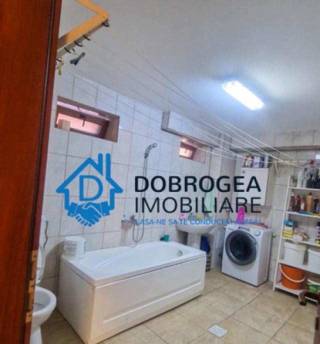 9 mai vila cu vedere si deschidere lac casla piscina in