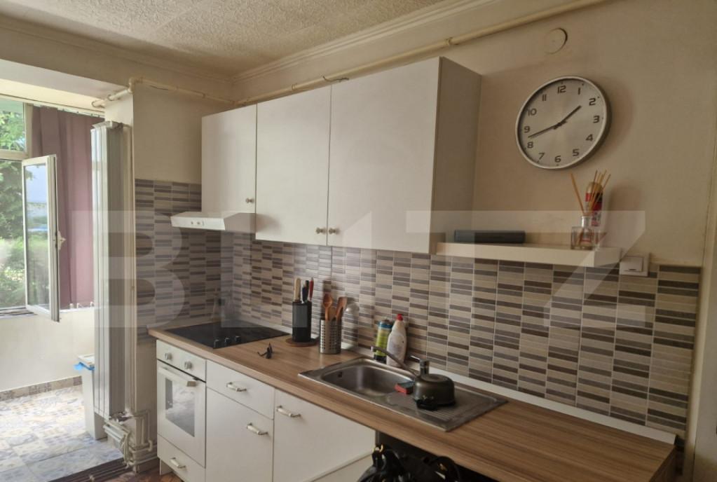 Apartament 3 camere 64 25 mp decomandat etaj 1 zona Iuli