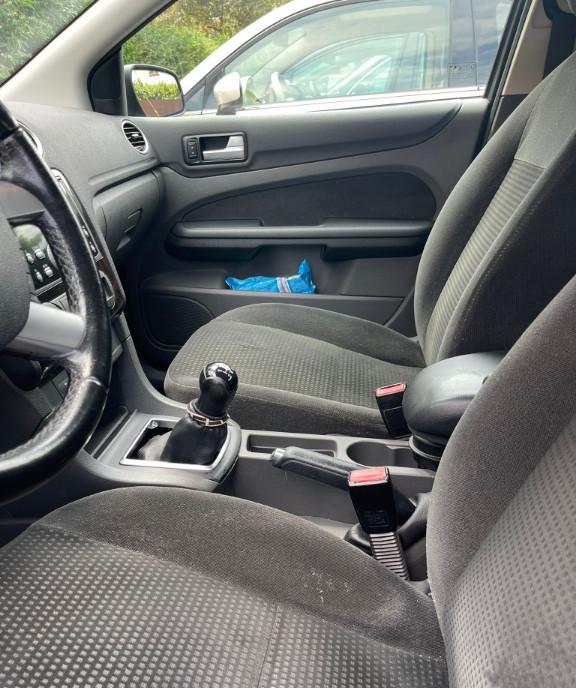 Ford focus 1 6-stare ireprosabila 3 150 eur