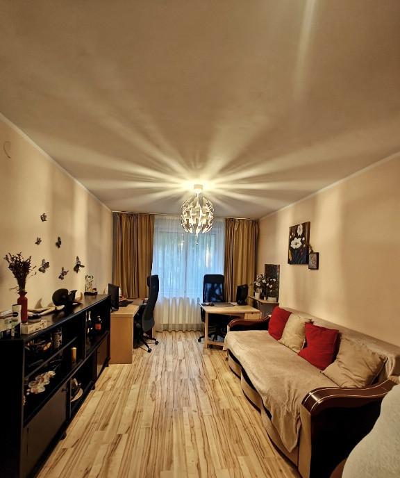 Apartament 3 camere titlu proprietate 11 22mp cota indiviza Rahova