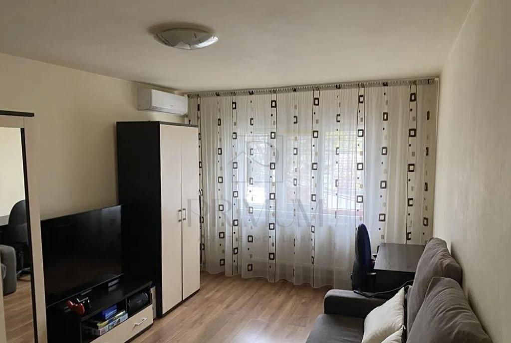 Girocului 2 Camere Decomandat Centrala proprie Termo