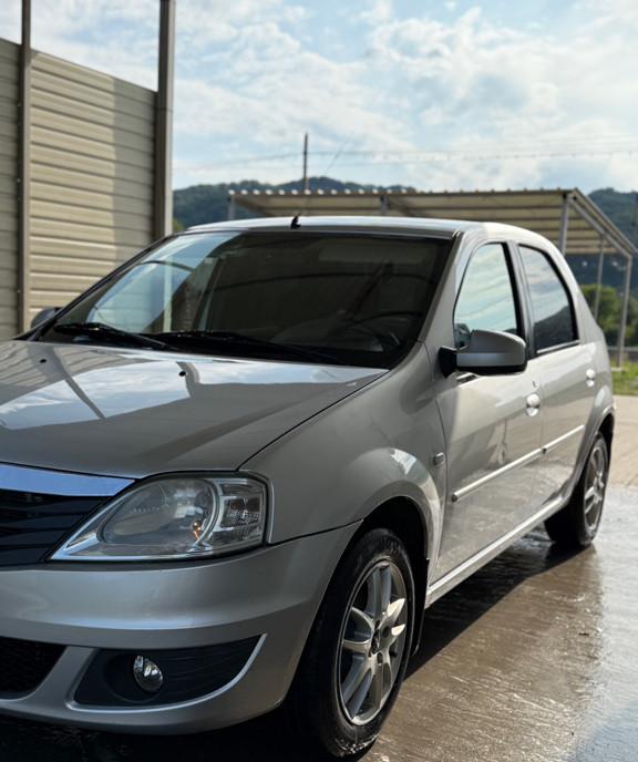 Dacia Logan 1 4 2010 3 250 eur
