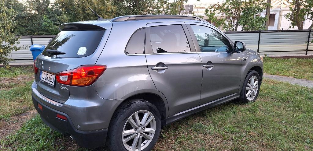 Mitsubishi ASX Intense 1 6 MIVEC 8 990 eur