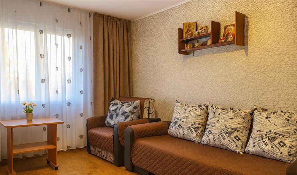 Garsoniera luminoasa si primitoare - Uzina 2 Brasov