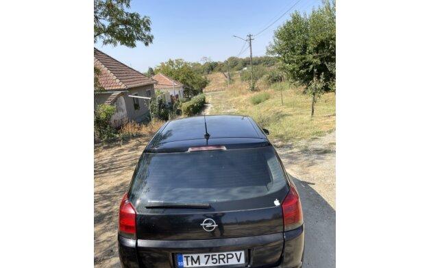 Opel Signum 2005