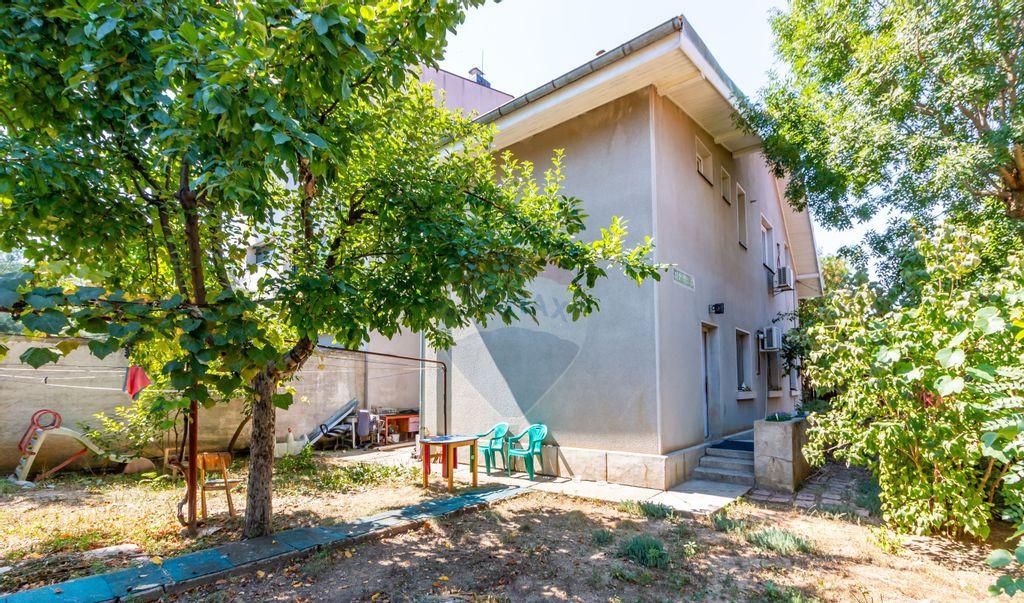 Lacul Grivita Bd Gloriei Vila 150mp teren 375mp