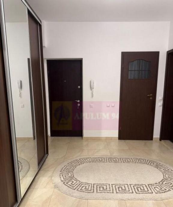 Apartament 3 camere boxa loc de parcare Cartierul Latin