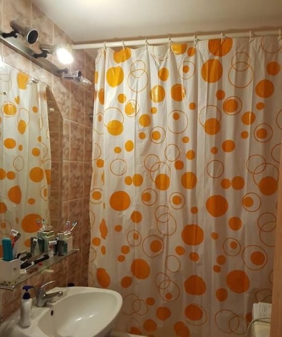 1 camera zona Lipovei