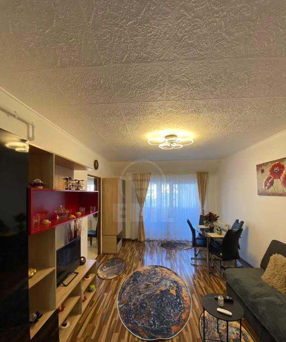 Apartament decomandat