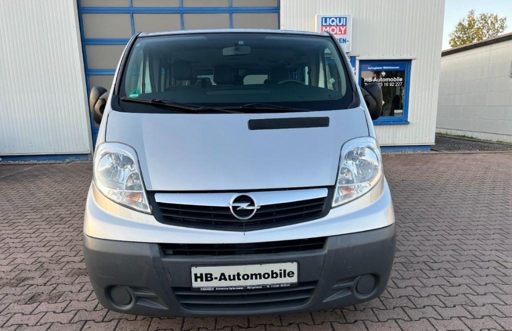 Opel Vivaro Tuv Germania 9 locuri clima km 198 764 navi 2 0 D af 2010 9 800 eur
