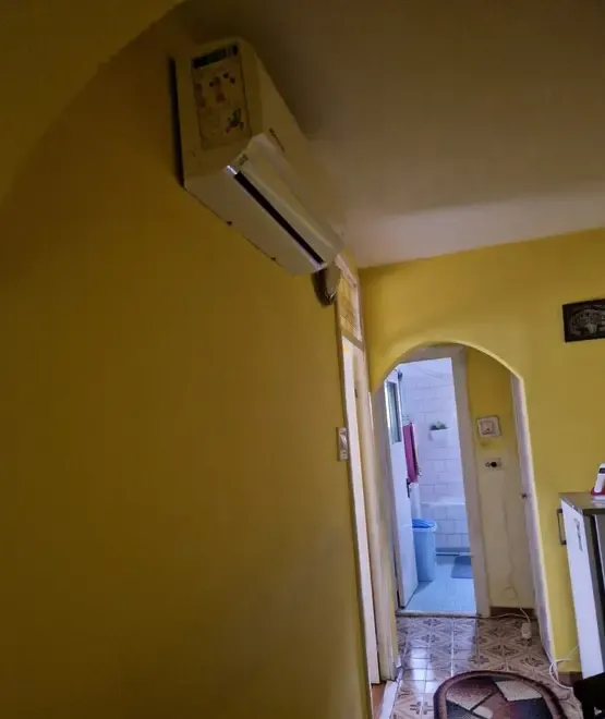 Vand apartament in 1 Mai