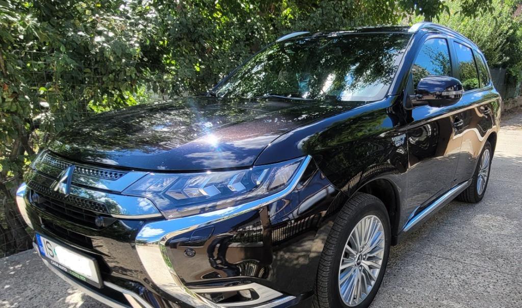 Mitsubishi Outlander INSTYLE PHEV 4WD FULL PLUG IN HYBRID Noiembr 2020 25 999 eur