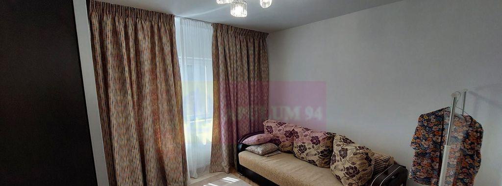 Inchiriere apartament cu 3 camere in zona Decebal adiacent