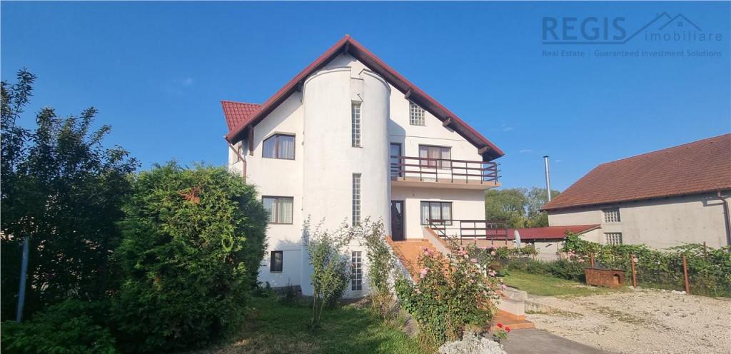 Vila de 8 camere zona centrala Stupini Brasov