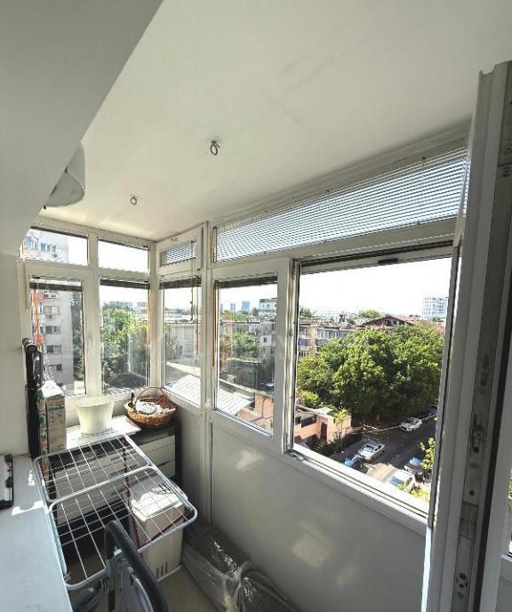 Apartament 3 camere decomandat - Bulevardul Lacul Tei