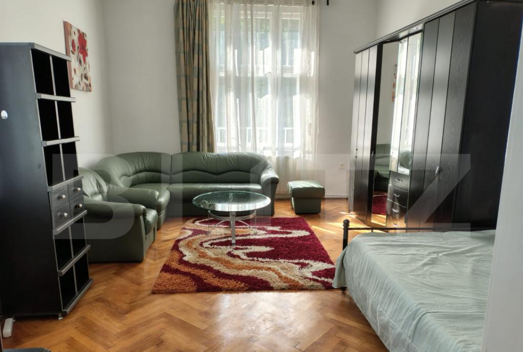 Apartament cu 3 camere 76 mp zona umf