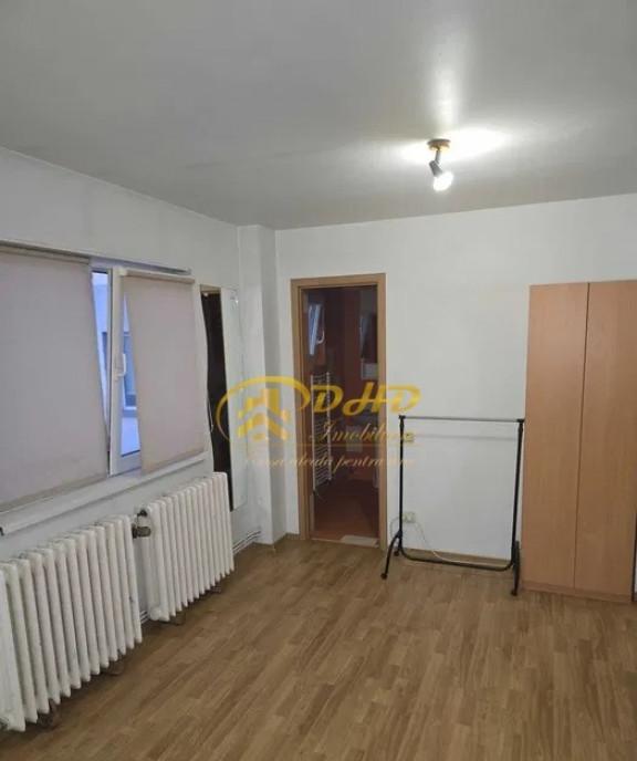 Garsoniera situata ultracentral