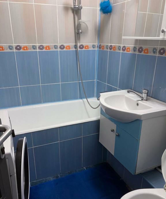 Dristor laborator etaj 8