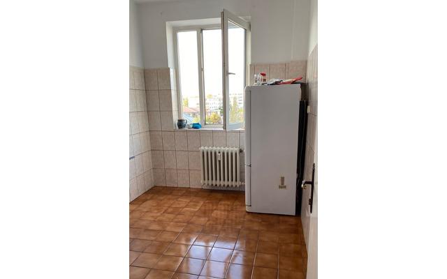 Apartament 3 camere de vanzare et4/4 zona Democratiei Ploiesti