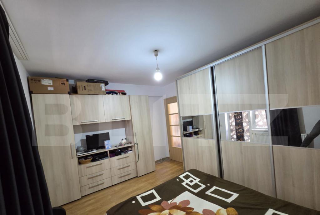 Apartament 2 camere 55 4 mp bucatarie inchisa balcon