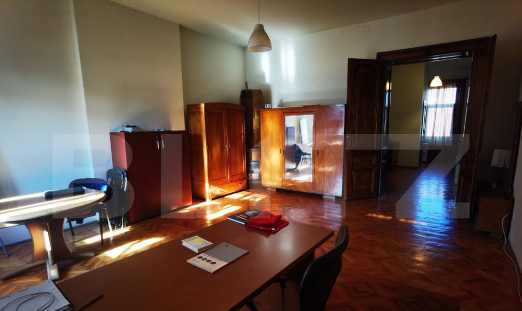 Apartament cu 4 camere 149mp zona Traian