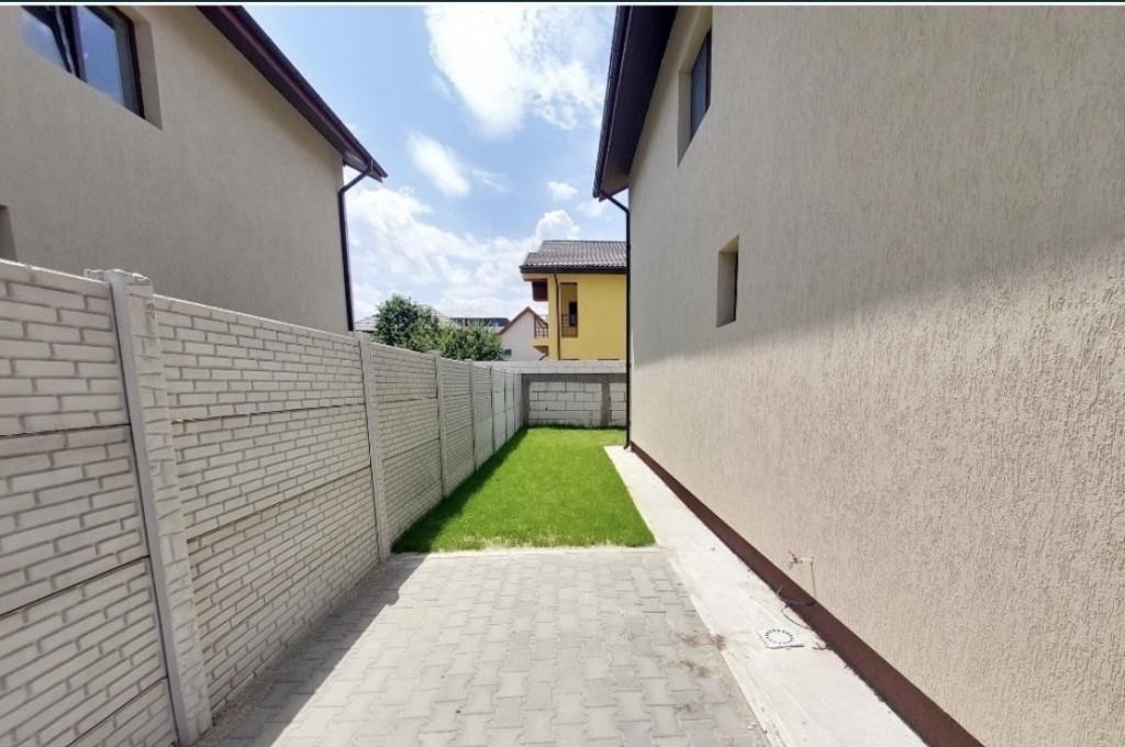 Casa tip duplex 4 camere si mansarda Bragadiru
