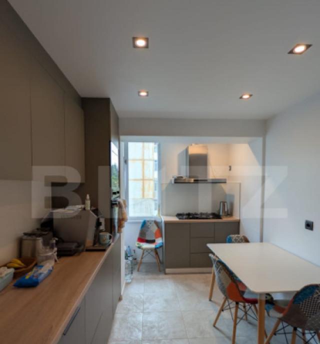 Apartament 3 camere 72 mp zona Micro 4