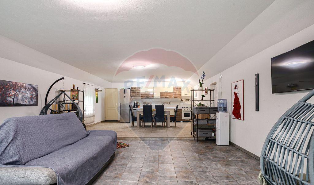 Casa de vanzare cu 3 camere complet utilata 175mp F