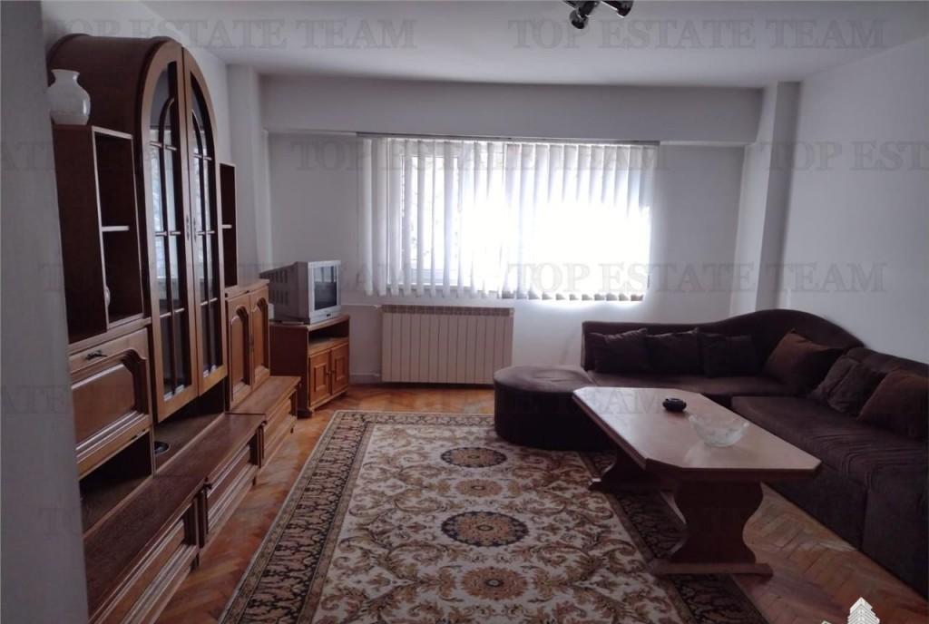 Apartament 3 camere de inchiriat 100 mpu Camera de Comert