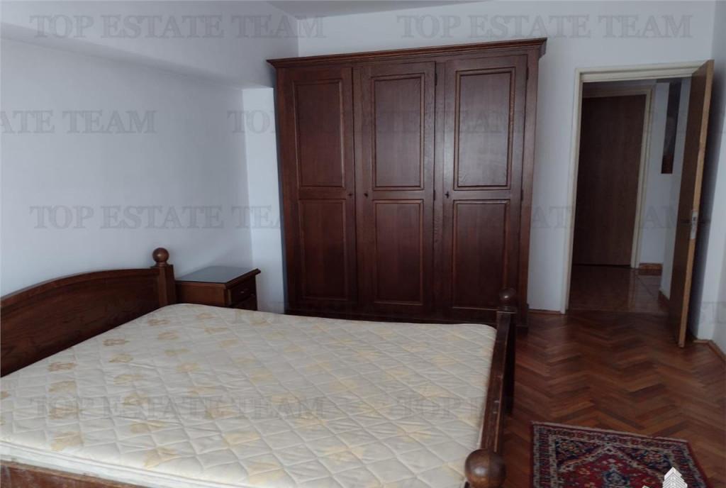 Apartament 3 camere de inchiriat 100 mpu Camera de Comert